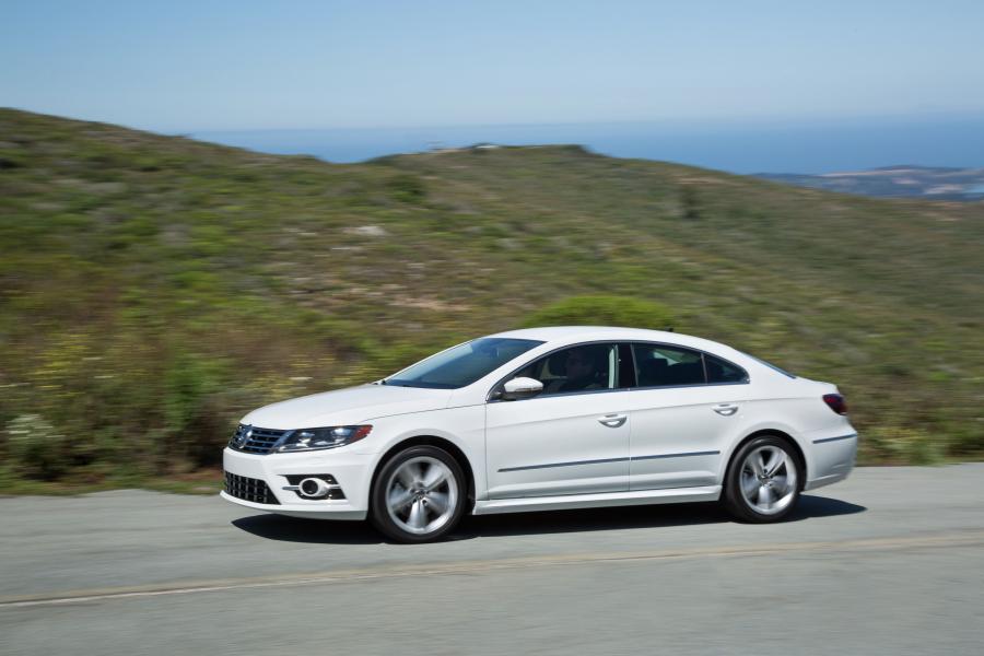  Volkswagen Passat CC R-Line 2013 года  (US) (фото 12 из 15)